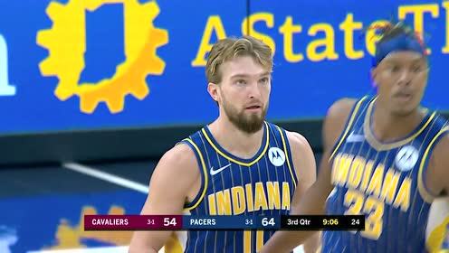 【NBA集錦】感受一下這細(xì)膩的內(nèi)線技術(shù)！ 小薩內(nèi)線無懼三人合圍打進(jìn)2分