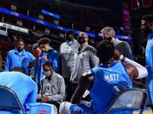 NBA常規(guī)賽：半場(chǎng)結(jié)束，國(guó)王59-63被火箭反超