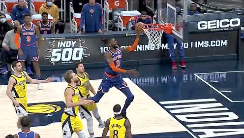 【NBA集錦】感受一下這恐怖核心力量！布羅格登碾壓式上籃打進(jìn)2+1