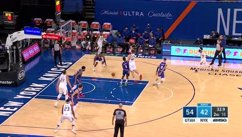 【NBA集錦】三打二不給機(jī)會(huì) 諾克斯單臂劈扣驚艷四座