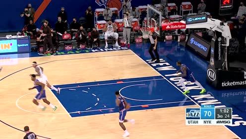 【NBA集錦】拼的就是手速！費(fèi)沃斯籃下反復(fù)踮腳送球入筐
