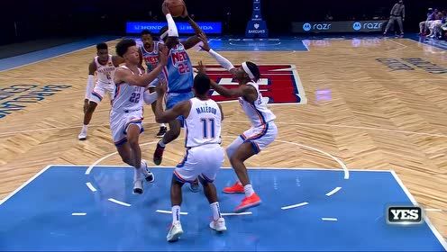 【NBA集锦】无能狂怒 小乔丹连续推人酿成犯规