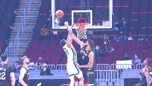 【NBA集锦】一夫当关万夫莫开! 麦基迎面血帽梅尔顿扣篮