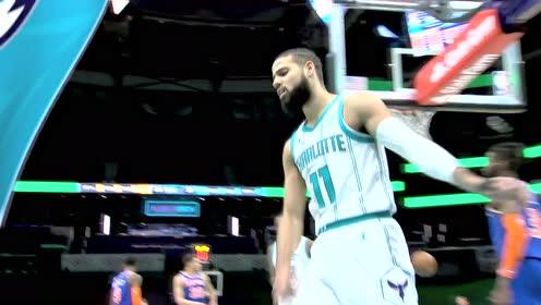 【NBA集錦】No Look Pass！三球搶斷之后不看人妙傳馬丁打成2+1