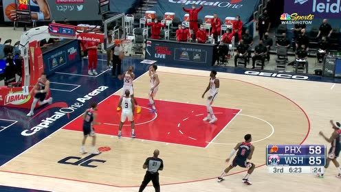 【NBA集錦】搶斷反擊一條龍 比爾遠距離喂餅阿弗迪亞順勢得手不負所期