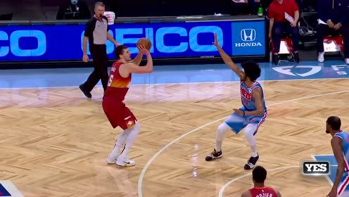 【NBA集锦】手感太棒了 约基奇弧顶三分一箭穿心