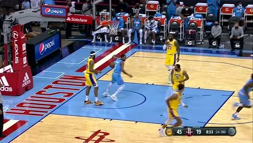 【NBA集锦】这道题18年没人能解 詹姆斯翻身后仰命中