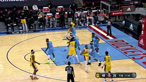 【NBA集锦】詹姆斯半场狂掠22分集锦 击落火箭简直太轻松