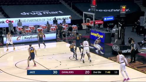 【NBA集錦】內(nèi)線防守大閘！ 費沃斯大帽扇飛多特森上籃