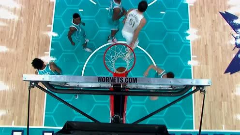 【NBA集錦】東契奇流星腳步直殺籃下 輕輕松松把球放進(jìn)
