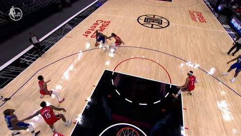 【NBA集锦】伊巴卡突破鹈鹕整条防线 速度快的就离谱