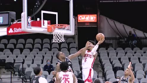 【NBA集錦】虎父無犬子 小馬丁空中激烈對抗強勢打進2+1