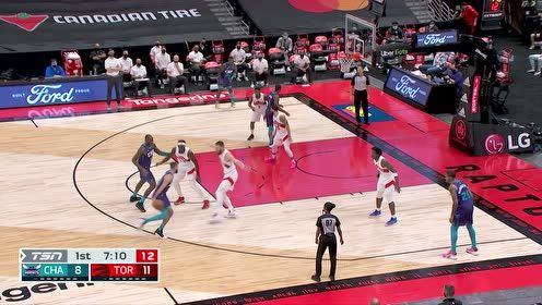 【NBA集锦】微弱的落后也不行！格雷厄姆三分出手一箭穿心
