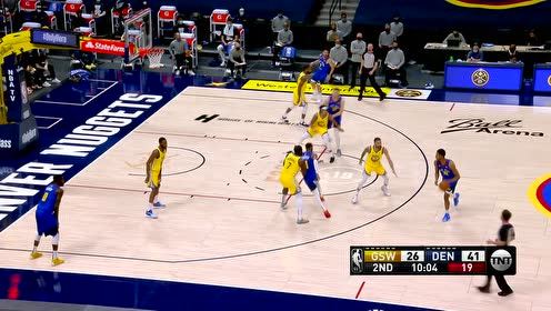 【NBA集锦】目中无人！多齐尔无视四人包夹一个起飞打板上进
