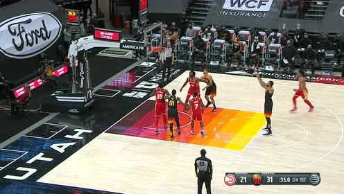 【NBA集錦】戈貝爾長(zhǎng)臂摘板毫不講理 扛著對(duì)手強(qiáng)起打成2+0