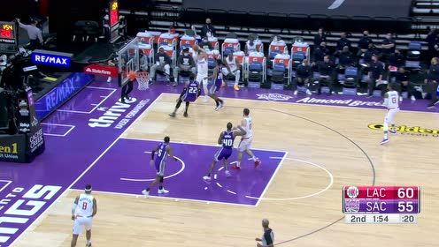 【NBA集锦】快船进攻无比流畅 小卡后仰中投再送无私助攻