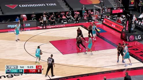 【NBA集锦】手感火热！ 三球底角三分手起刀落
