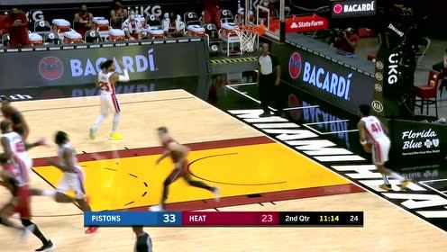 【NBA集錦】搶斷反擊一氣呵成 羅斯反擊上籃一騎絕塵