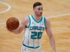 NBA常规赛：海沃德半场21分，黄蜂落后猛龙2分