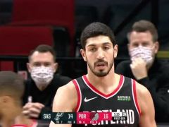 【NBA集锦】这挡拆也很精彩 利拉德助攻坎特在篮下打成2+1