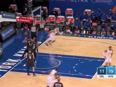 【NBA集锦】秀儿本人登场!戈登一个转身略过防守背身抛投命中