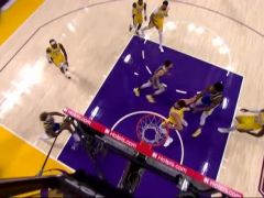 【NBA集锦】锁定今日五佳球！库里不看人击地助攻乌布雷暴扣