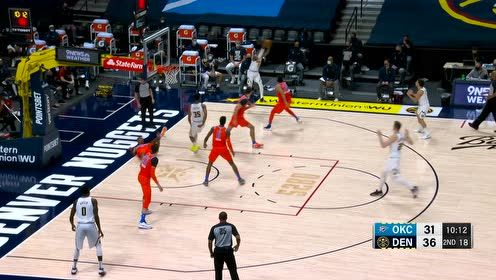 【NBA集锦】格林连线坎帕佐三分穿针还没完 埋伏篮下飞身补篮打停雷霆