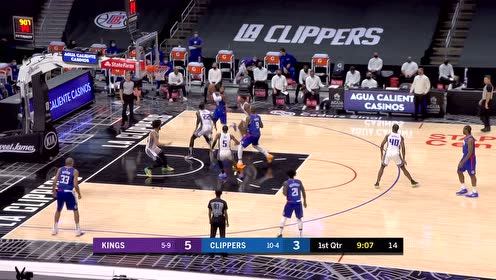 【NBA集锦】一人一个!贝弗利对飙希尔德外线三分有来有往