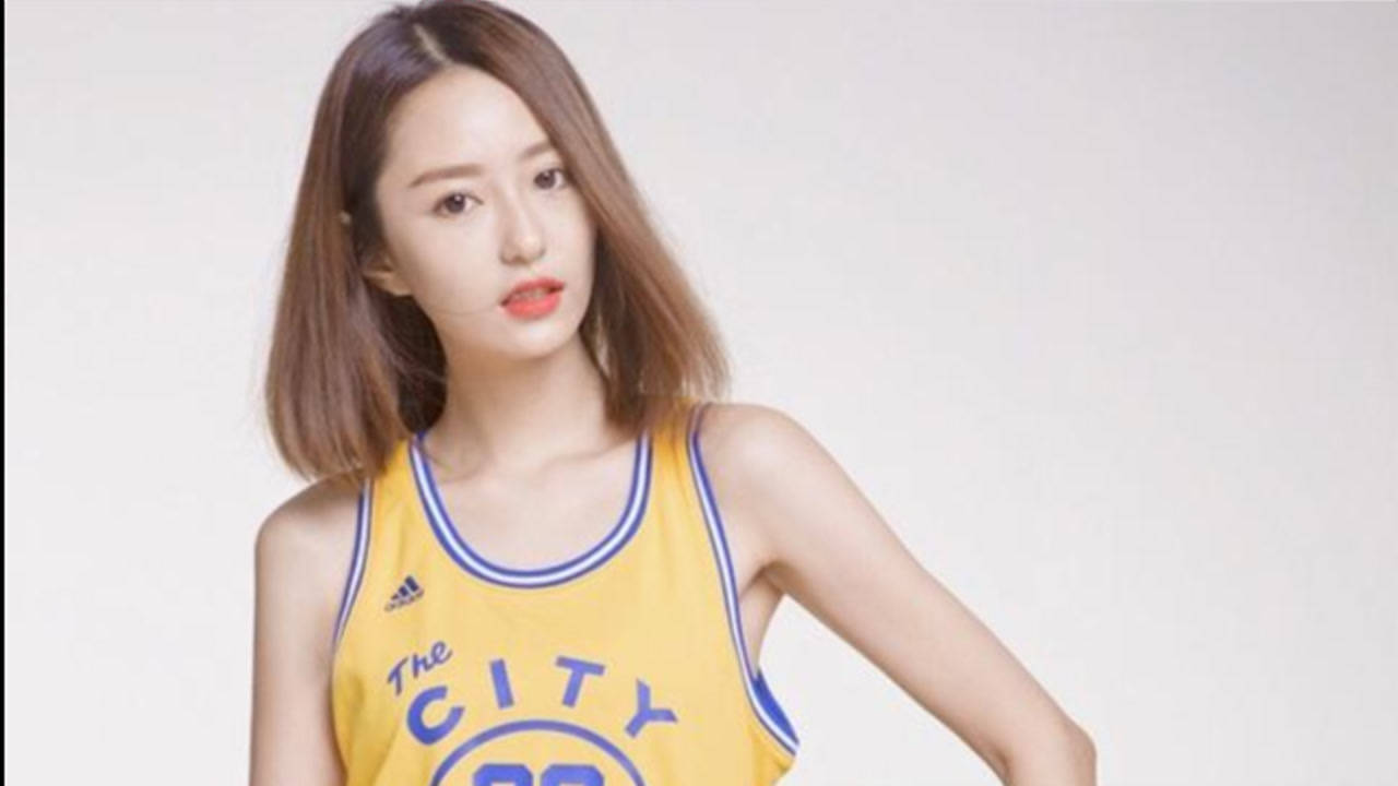【NBA集锦】女主播小七解说首秀：库里近几场表现来看完全可以竞争MVP