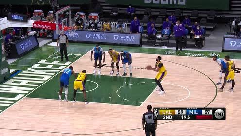 【NBA集锦】湖人vs雄鹿第2节英文原声回放