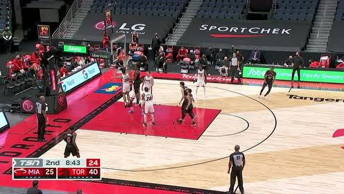 【NBA集錦】范弗利特狹縫手遞手送助攻 阿奴諾比強(qiáng)硬空中變向上籃