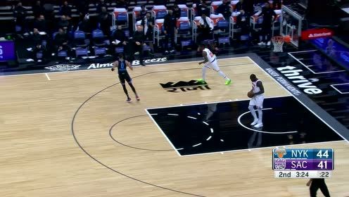 【NBA集锦】哈利伯顿鬼手抢断 反击一条龙劈扣行云流水