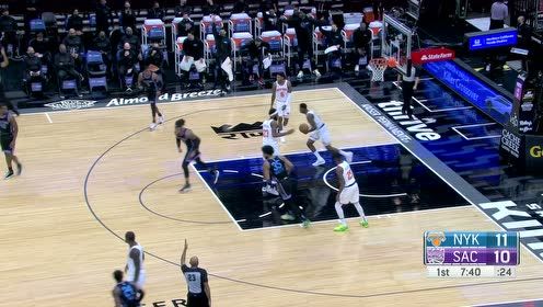 【NBA集锦】福克斯送饼助巴格利空接灌筐 希尔德再中三分助国王反超比分