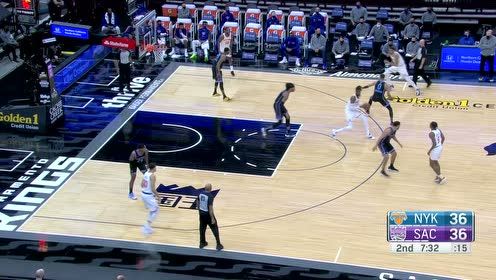 【NBA集锦】一招鲜吃遍天 哈利伯顿连中两记小抛投