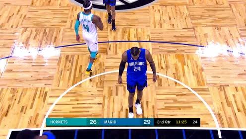 【NBA集錦】隔著你就要往里扣！雖然沒扣進(jìn)但還是燃起來了！