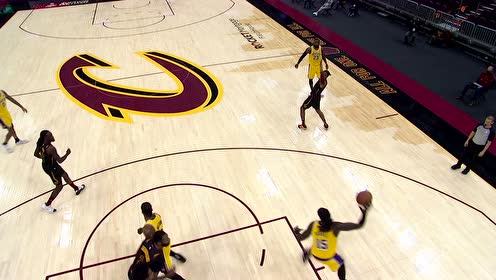 【NBA集锦】这封盖太惊人！詹姆斯天降神兵排球血帽赛克斯顿