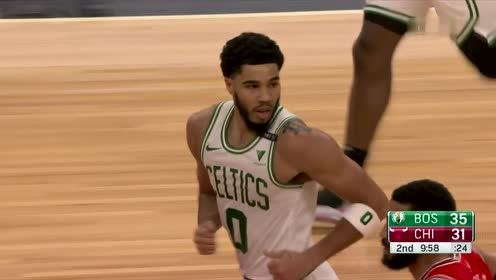 【NBA集錦】這一刻他不是一個人在戰(zhàn)斗！塔圖姆低位技巧純熟轉(zhuǎn)身上籃充滿詩意