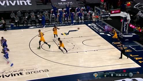 【NBA集錦】小手一抬就能進(jìn) 伯克斯底角三分應(yīng)聲入網(wǎng)