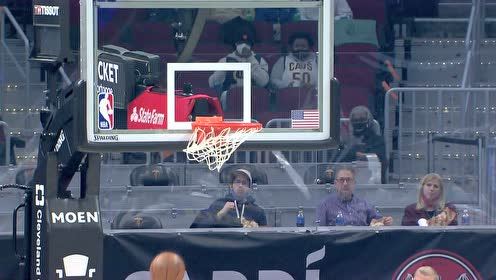 【NBA集錦】小心思你別猜！加蘭直殺籃下甩球底角塞克斯頓三分穿網
