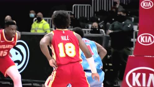 【NBA集錦】恐怖如斯的滯空能力！歐文逆天小折疊極限躲大帽上籃
