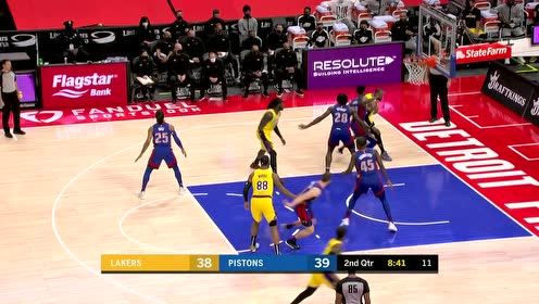 【NBA集锦】内外两开花! 老詹背打教育杰克逊