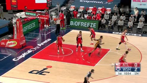 【NBA集錦】絲毫不用找找手感 特雷楊借掩護兜出來三分抬手就有