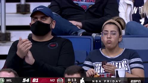 【NBA集錦】錫安霸道摘籃板 鮑爾四分衛(wèi)長傳助飛亞當(dāng)斯暴扣炸筐