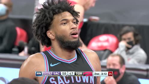 【NBA集锦】国王vs猛龙 第2节英文原声回放