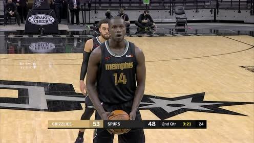 【NBA集錦】灰熊vs馬刺 第2節(jié)英文原聲回放