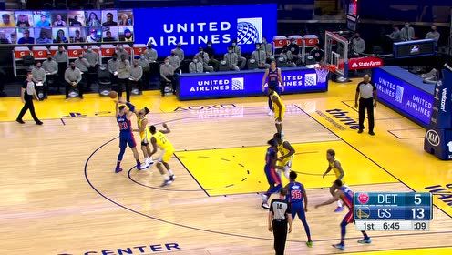 【NBA集錦】庫里眼疾手快捅掉格里芬手里球 維金斯快攻再次歐洲步打進