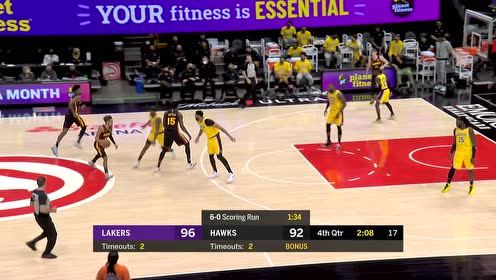 【NBA集錦】特雷楊擦著詹姆斯指尖送出妙傳！卡佩拉接球暴扣毫不猶豫