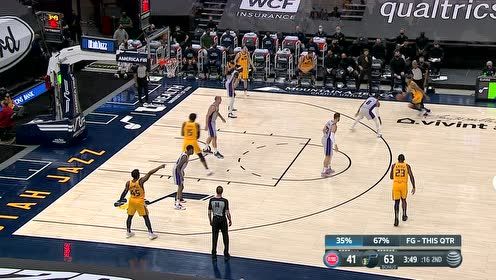 【NBA集锦】普拉姆利内线发难补扣建功 米切尔突破抛投还以颜色