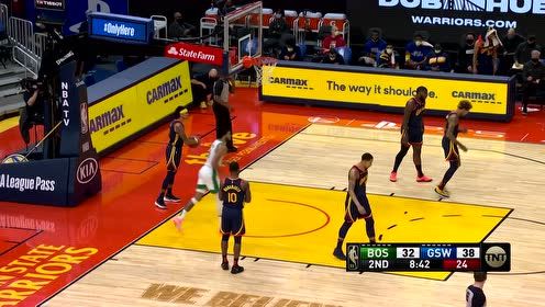 【NBA集锦】防守行家啊!泰斯送血腥钉板大帽