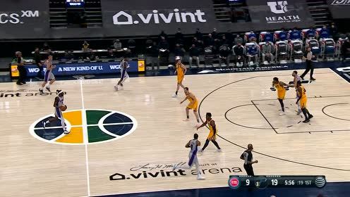 【NBA集锦】擎天白玉柱 费沃斯遮天蔽日大帽格里芬